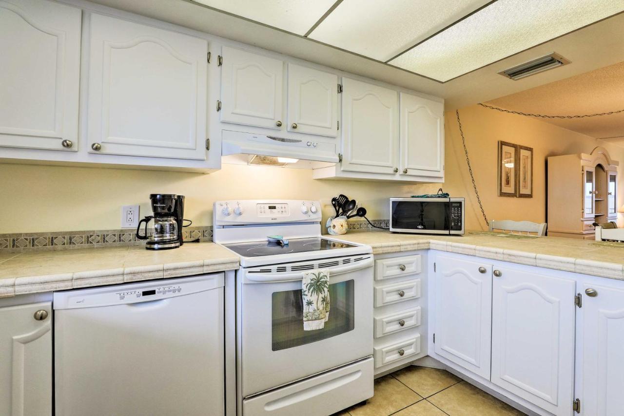Oceanfront Cocoa Beach Condo With View Walk To Pier 外观 照片